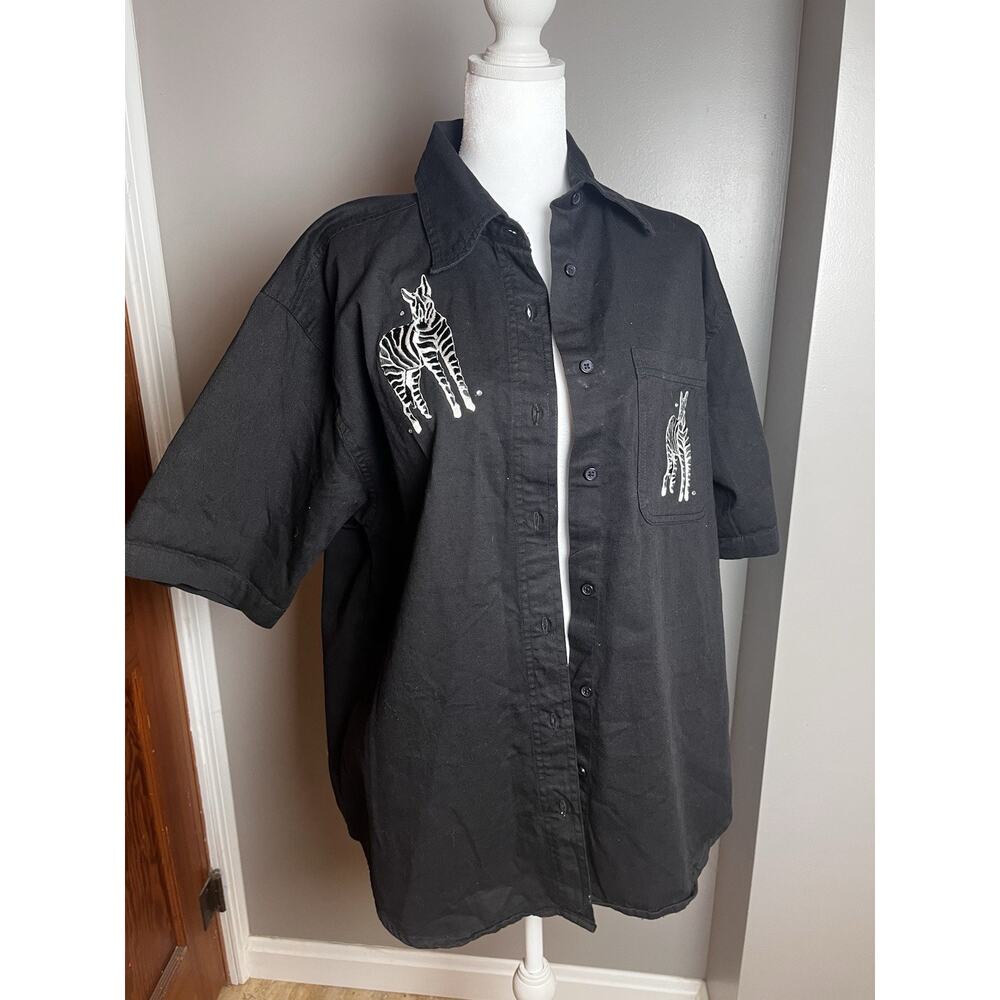 LAS OLAS Short Sleeve Black Embroidered Zebra Button Up Top Safari Animal Travel